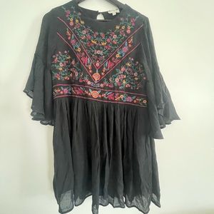 Such a cute colorful top🖤💕❤️